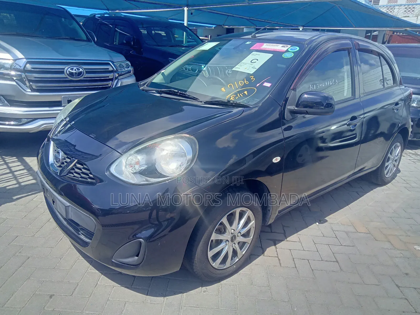 Nissan March 2017 Black