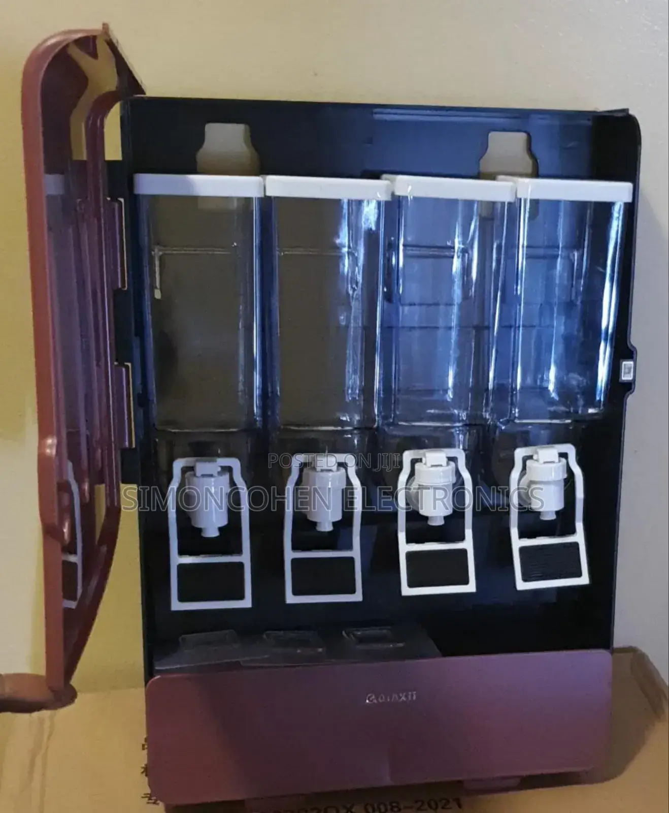 4 Way Liquid Dispenser With 4 Spice Holders + Spoons