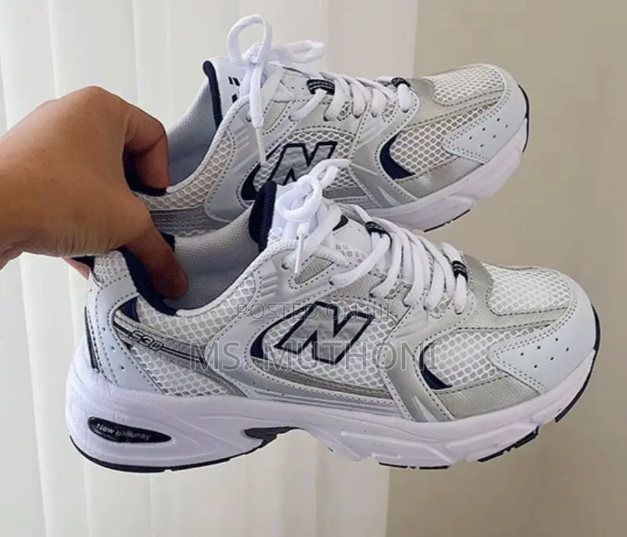 New Balance 530 White Silver Navy