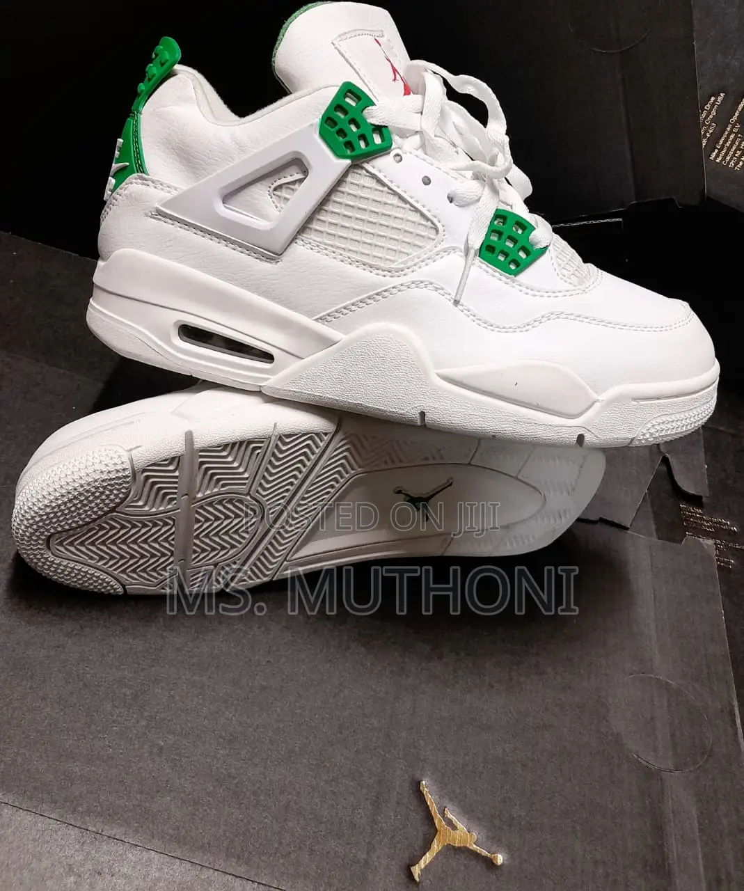 Jordan 4 Retro Metallic/ Pine Green Sneaker