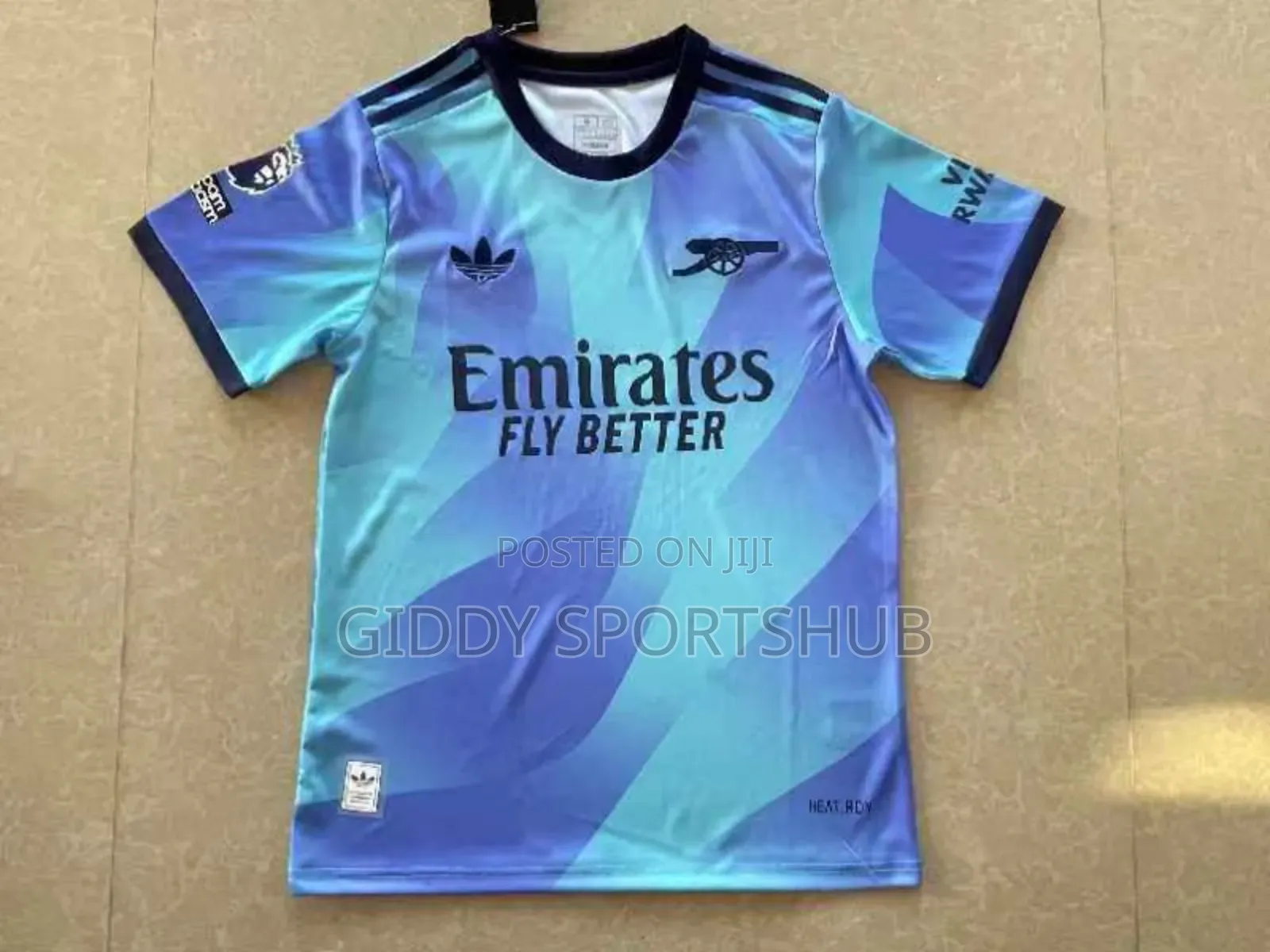 Arsenal Jearsy Home, Away and Third Kit