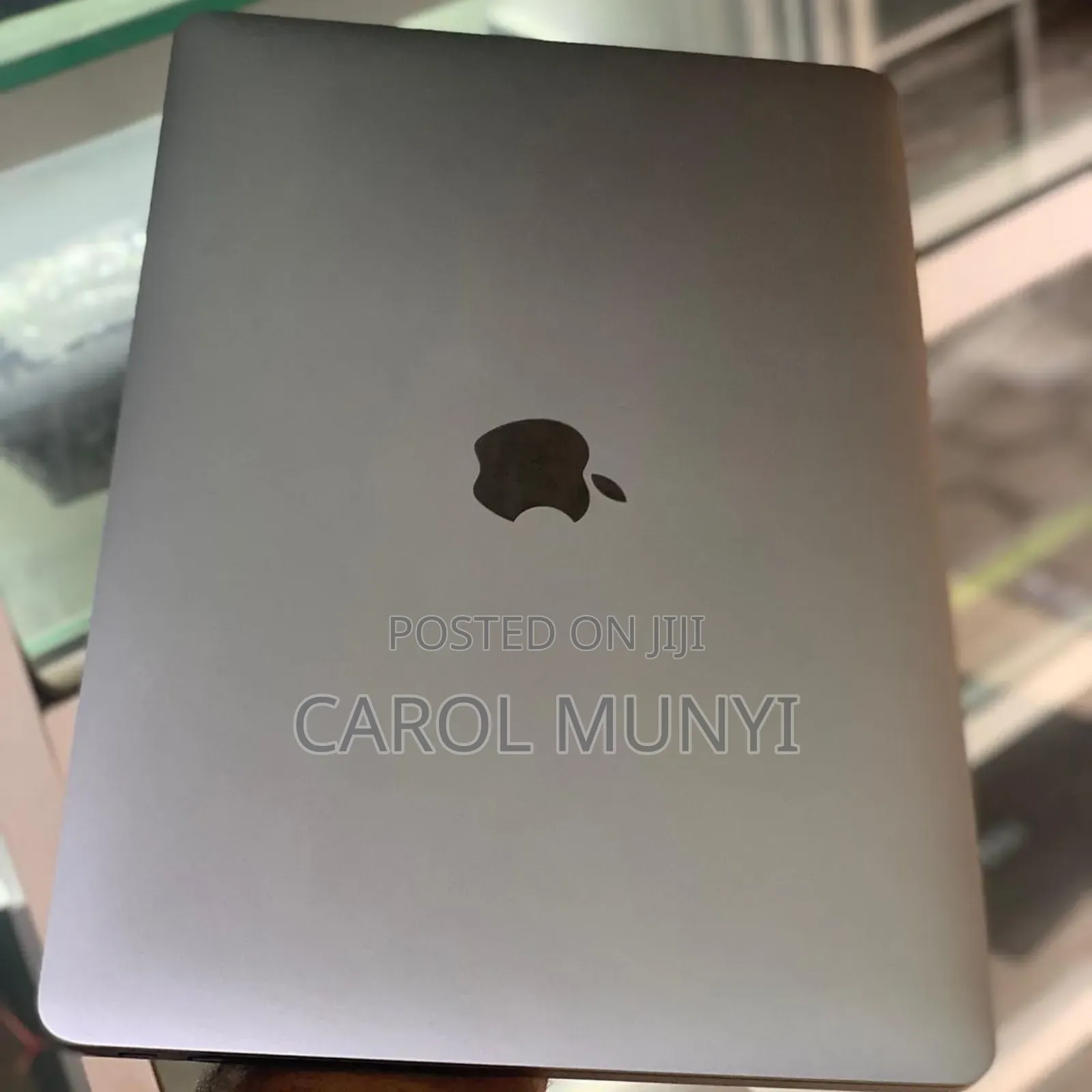 New Laptop Apple MacBook Pro 2017 16GB Intel Core I7 SSD 256GB