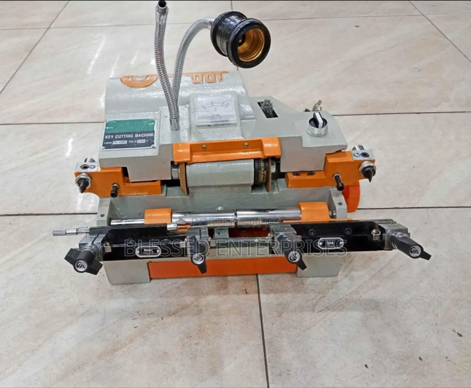 Guaranteed Key Cutting Machine/ All Keys Key Cutting Machine