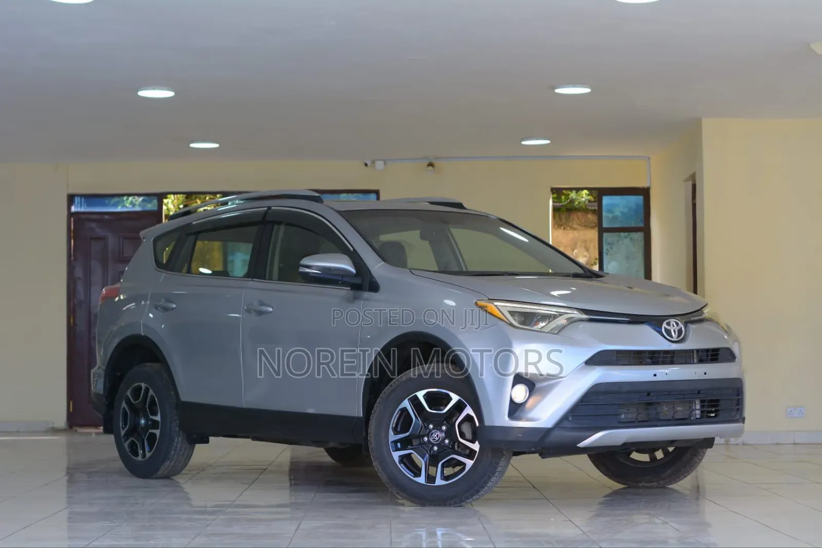 Toyota RAV4 2017 Silver