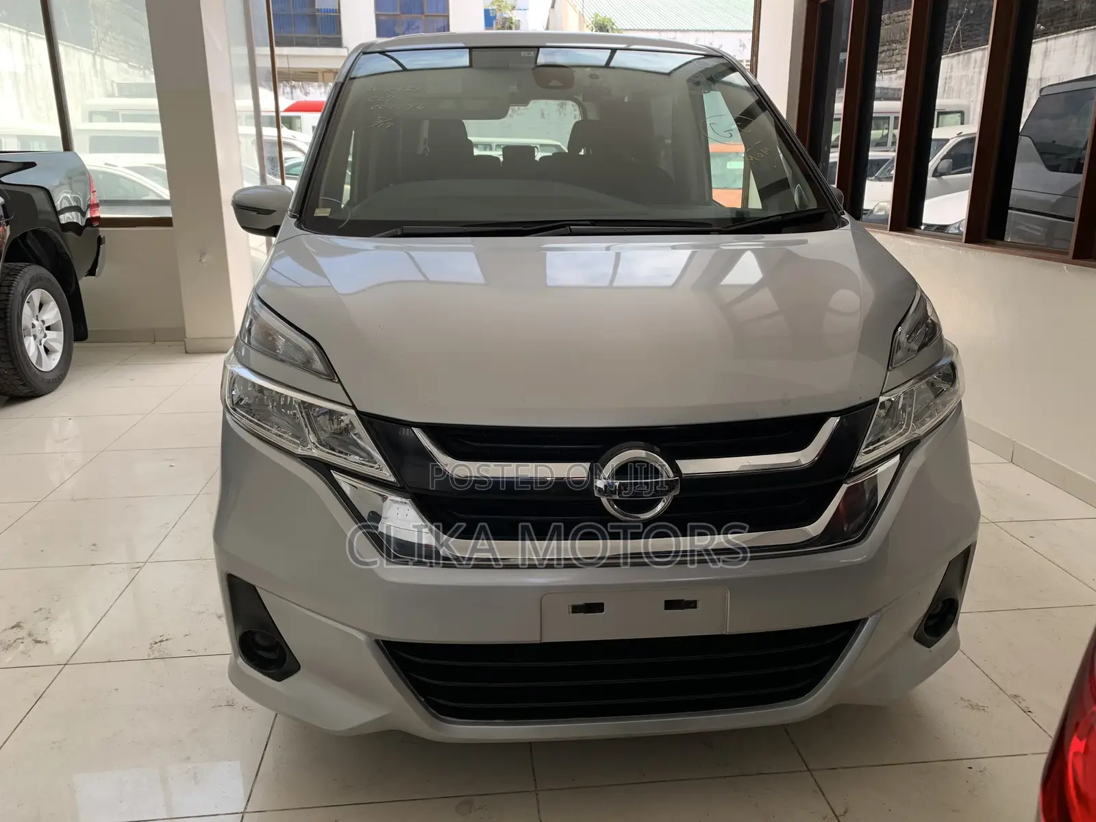 Nissan Serena 2017 Gray