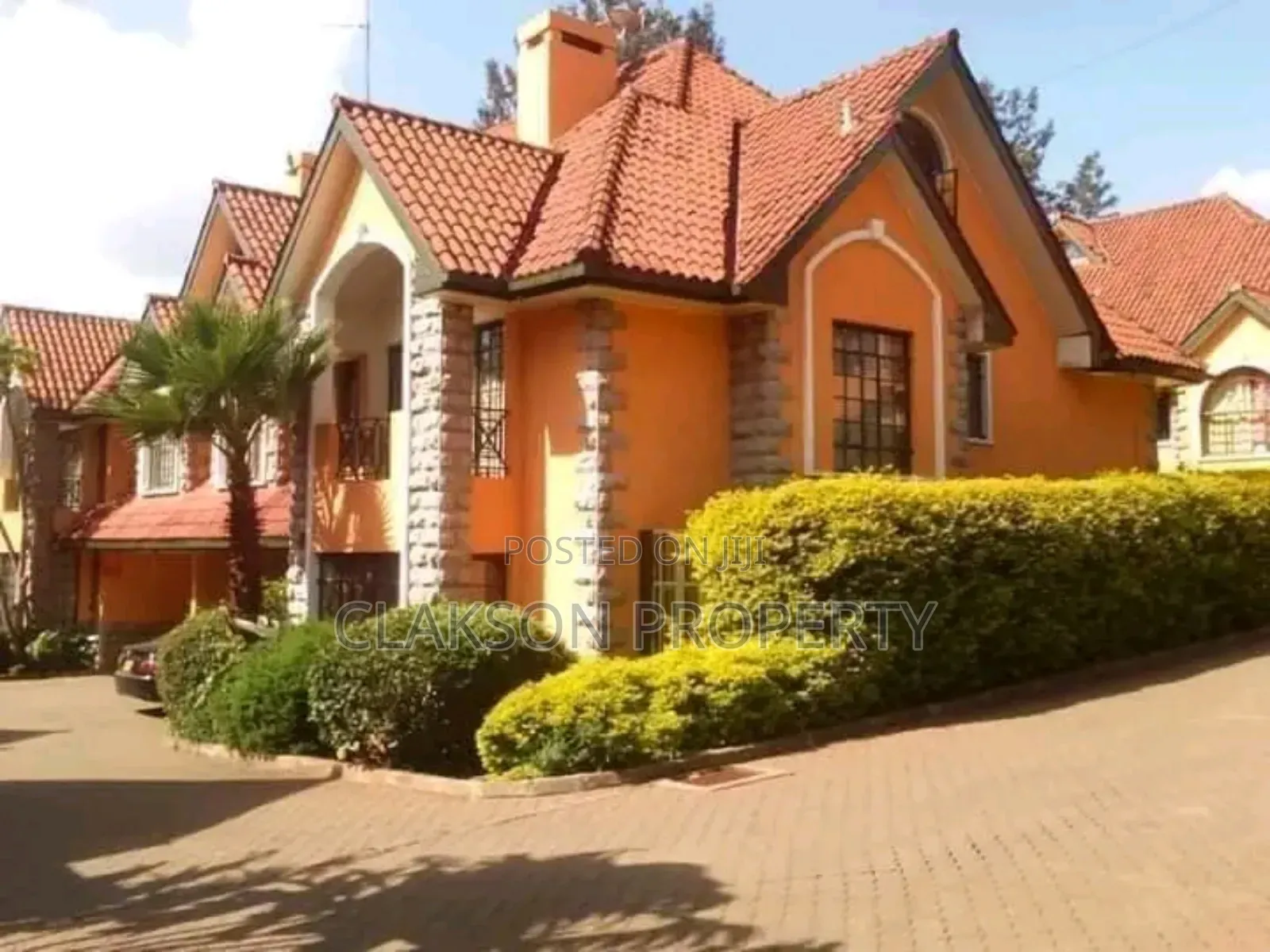 5bdrm Townhouse / Terrace in Riara Road, Kilimani for rent