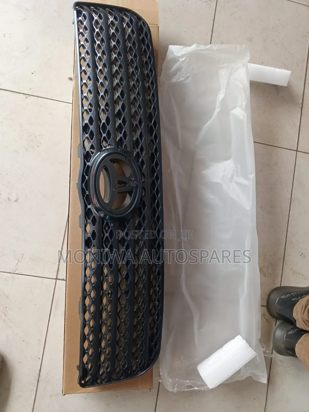 Grill Toyota Succeed 2005 Old Model