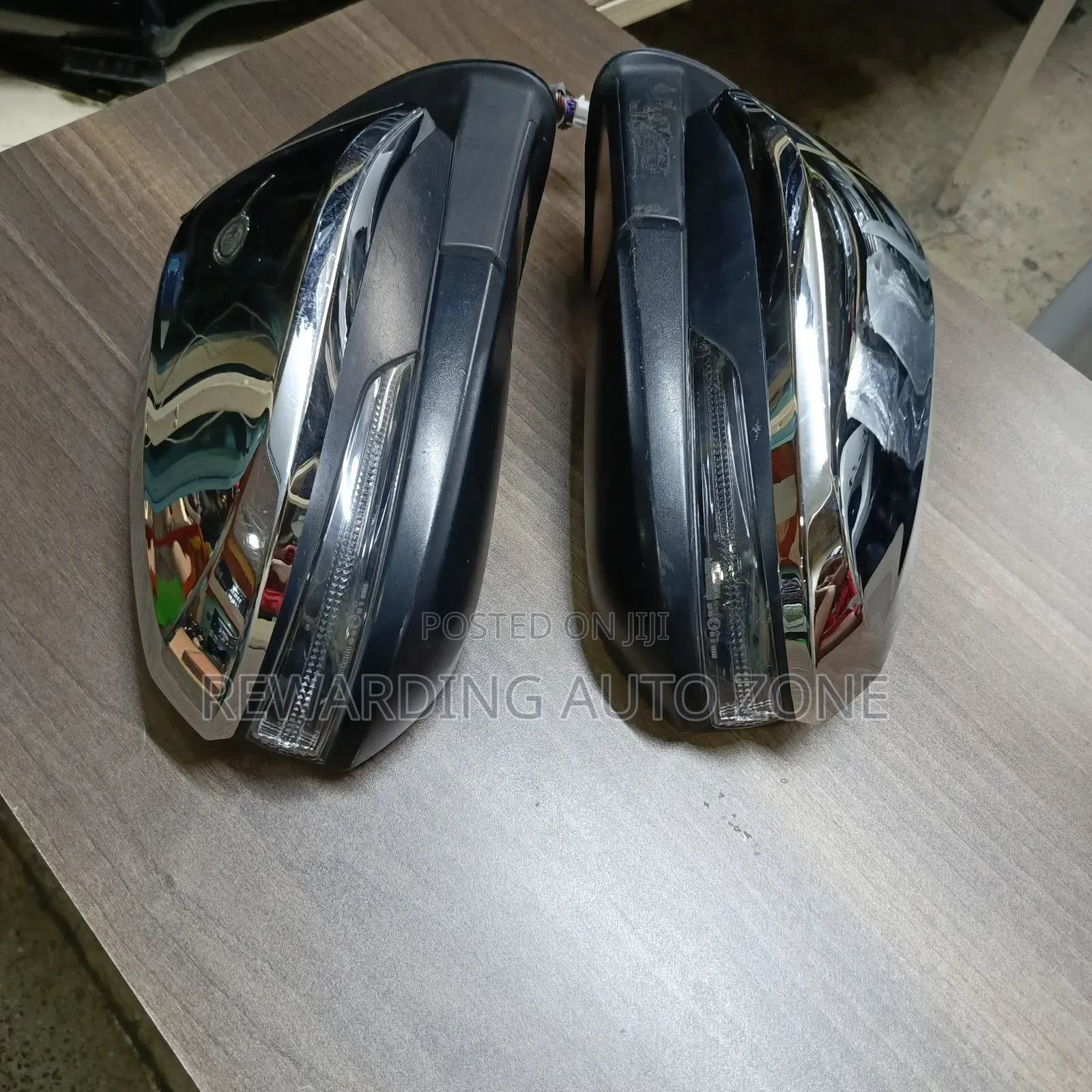 Fortuner New Model 2018 Side Mirrors.