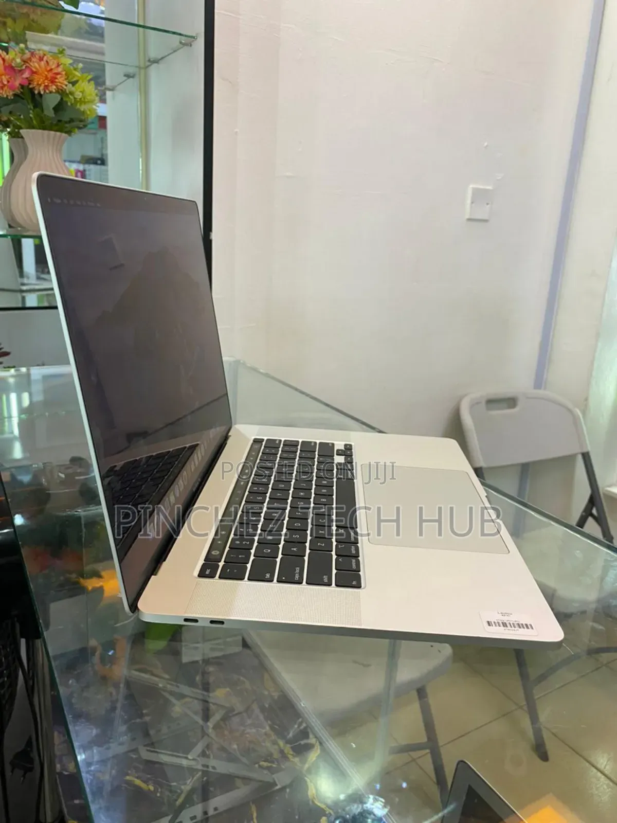 Laptop Apple MacBook Pro 2019 16GB Intel Core I9 SSD 1T
