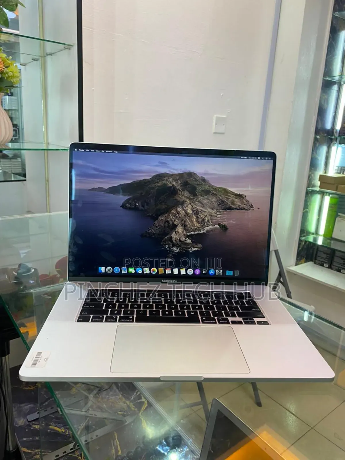 Laptop Apple MacBook Pro 2019 16GB Intel Core I9 SSD 1T