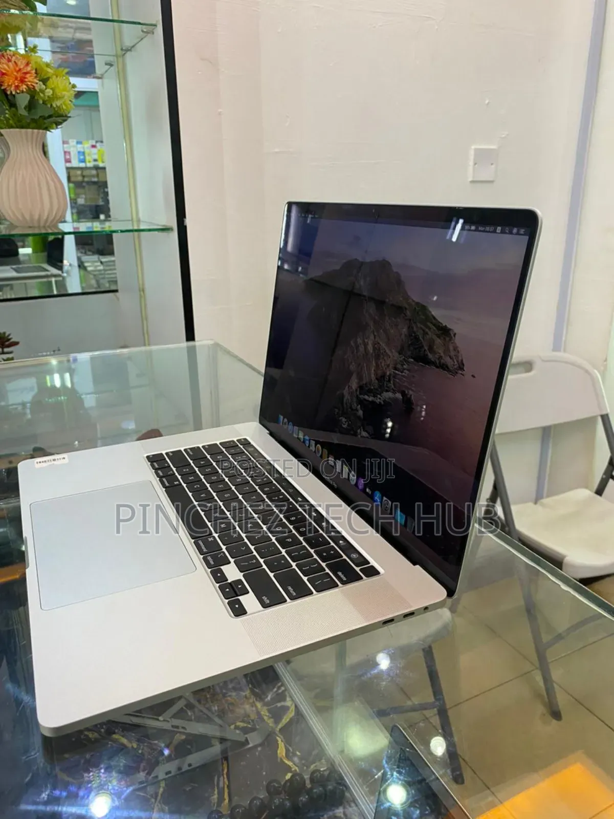 Laptop Apple MacBook Pro 2019 16GB Intel Core I9 SSD 1T