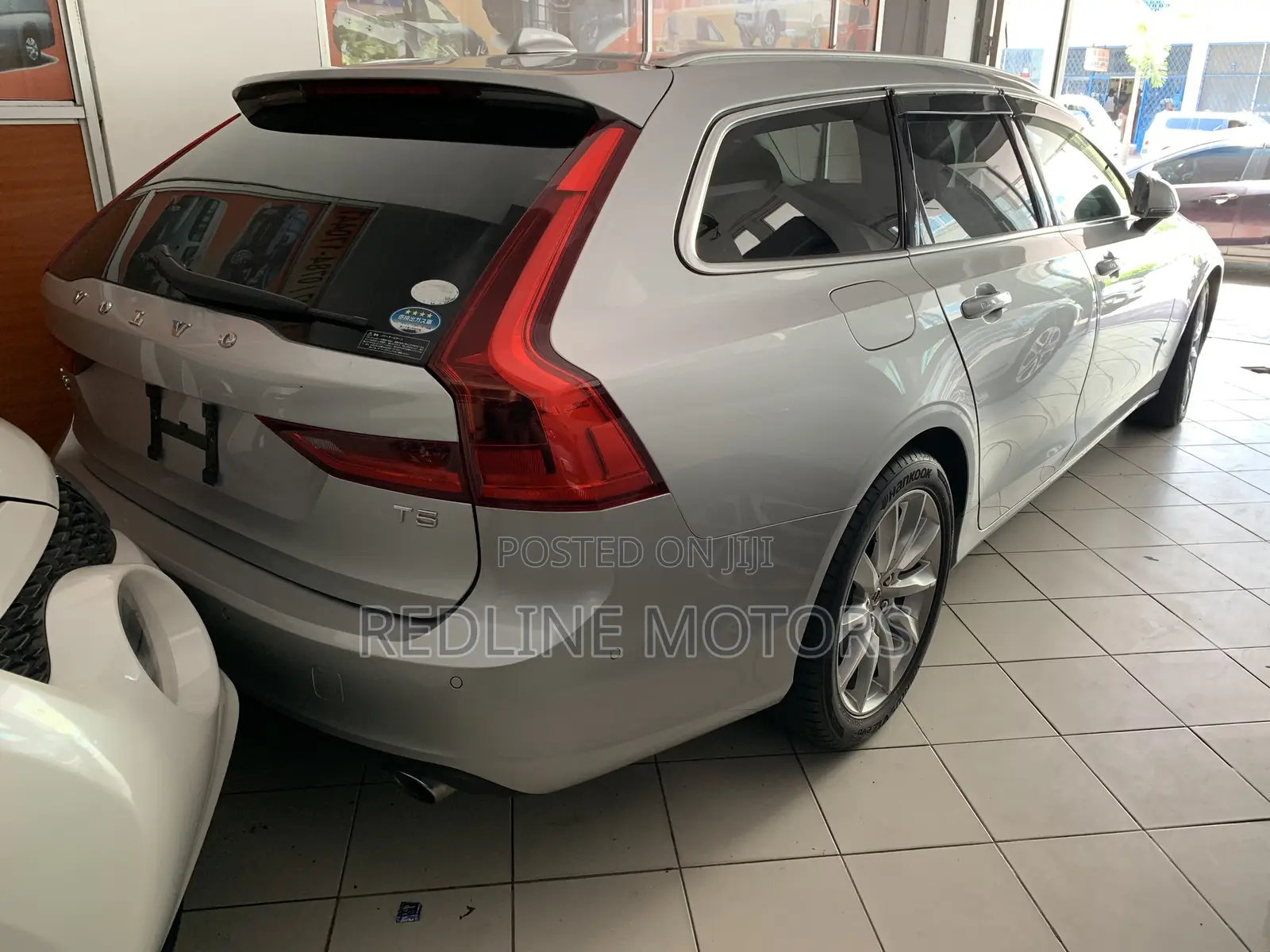 Volvo V90 2017 Silver