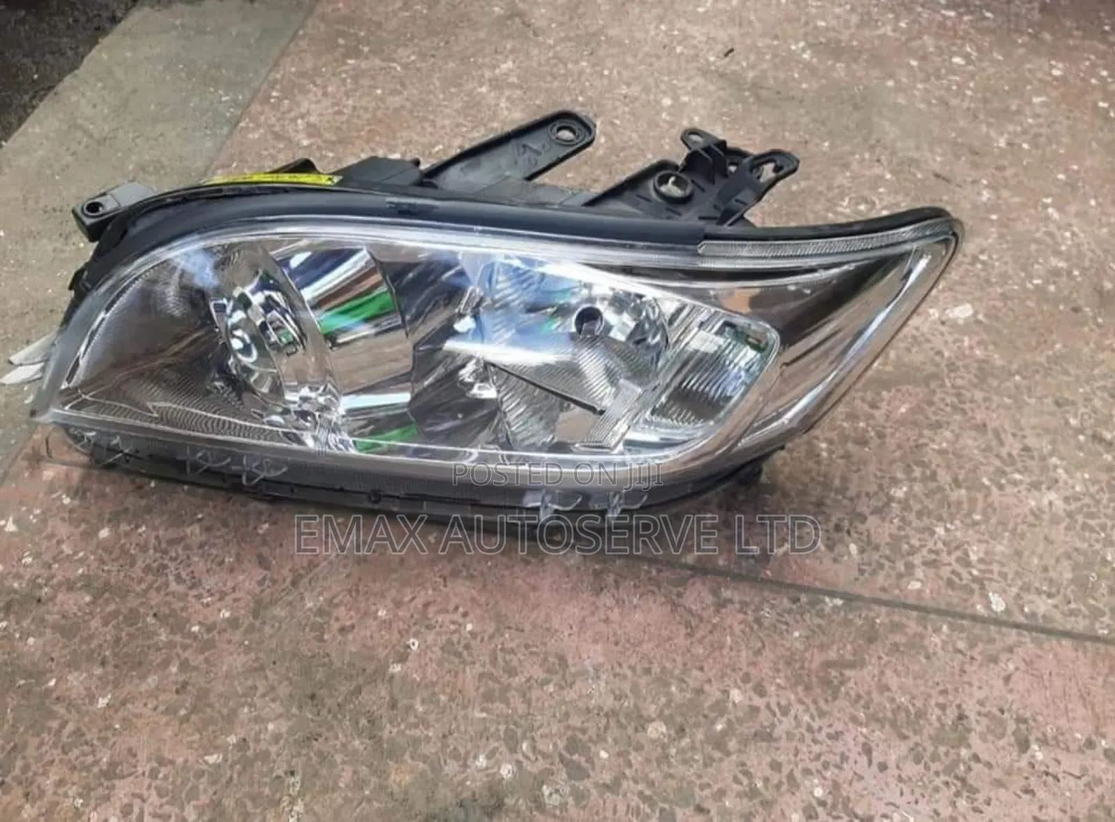 Headlight Vanguard Xenon
