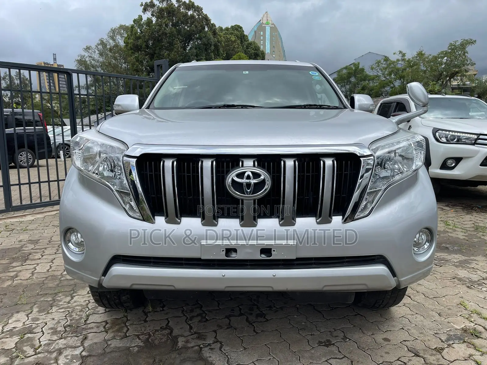 Toyota Land Cruiser Prado 2.7 VVT-i 2016 Silver