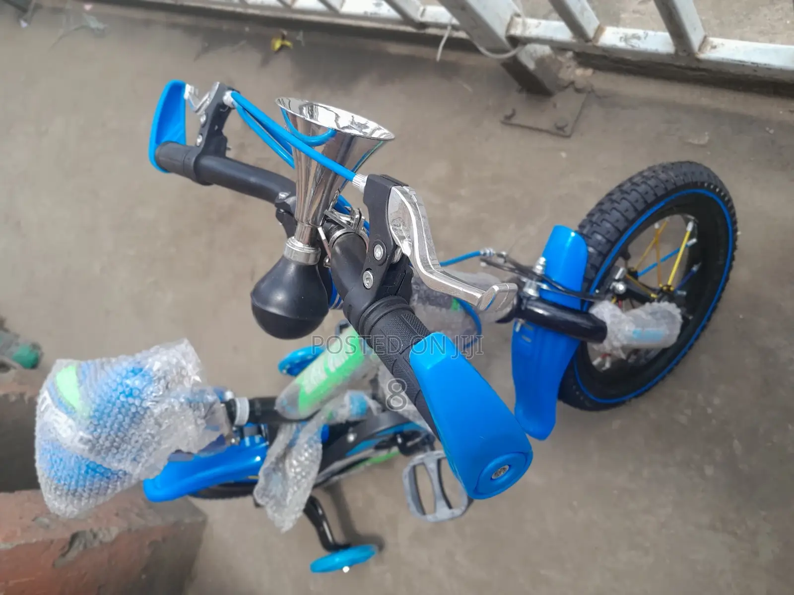 Durable 12" Kids Bike-Designed for Young Learners!