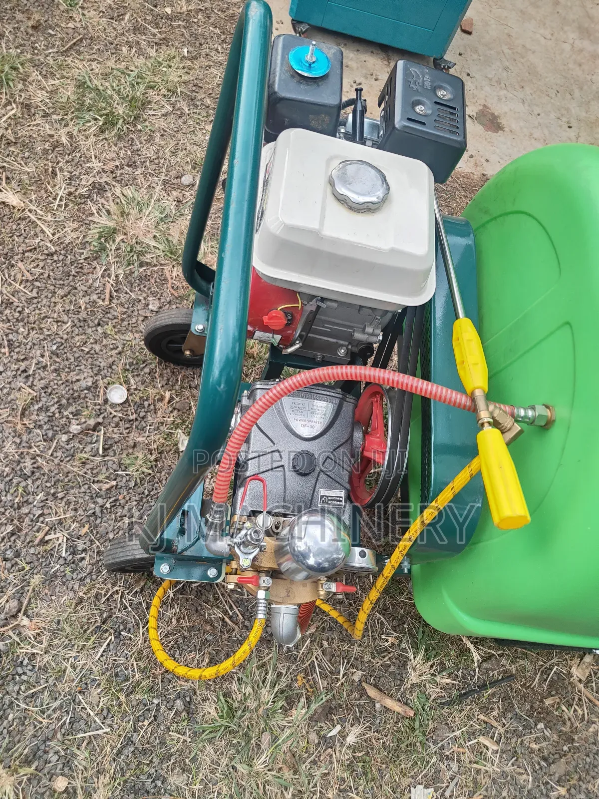 Heavy Duty Petrol Powered Trolley Boom Sprayer Now in Stock