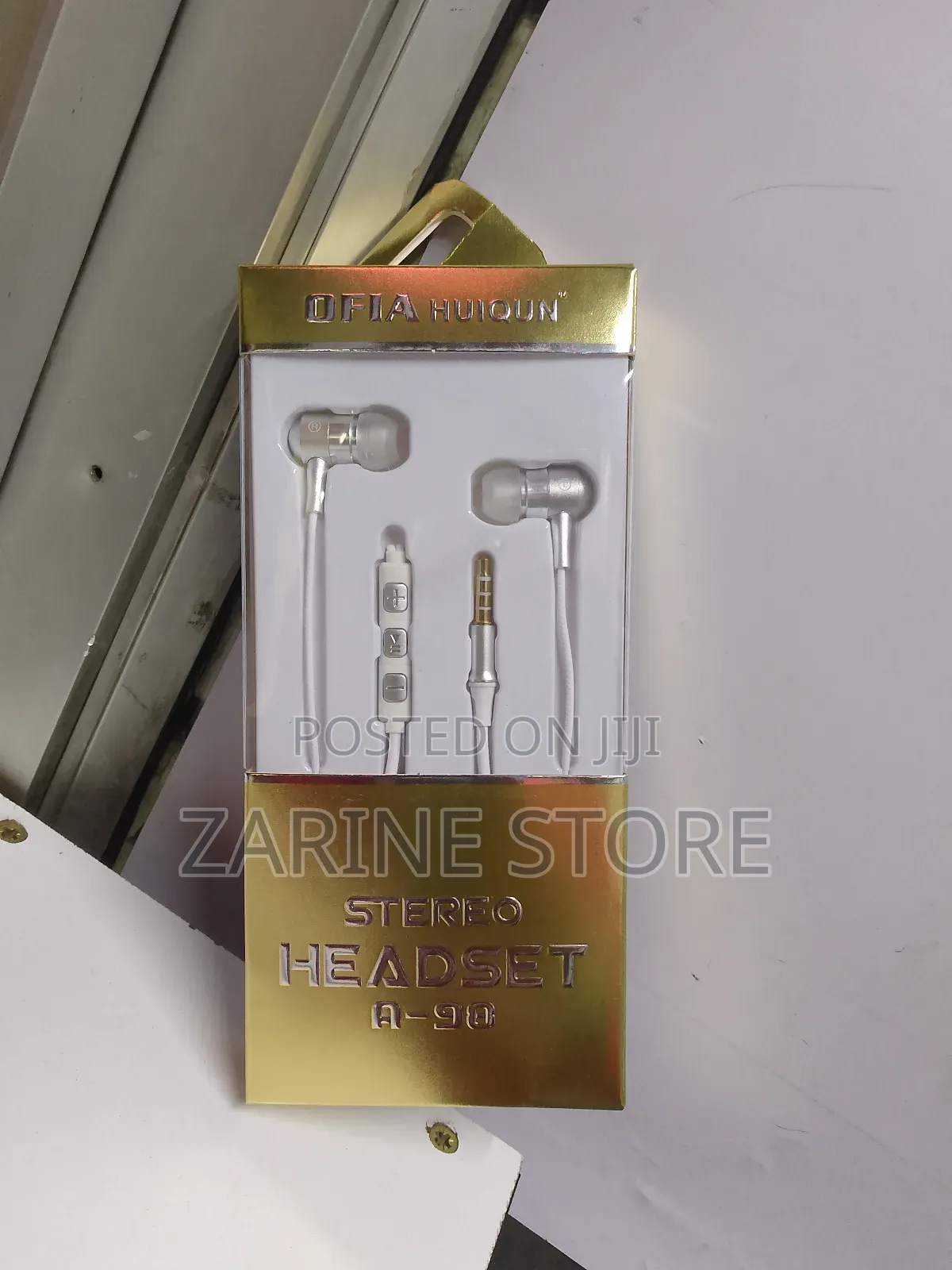 Stereo Type Headset White Color 3pin