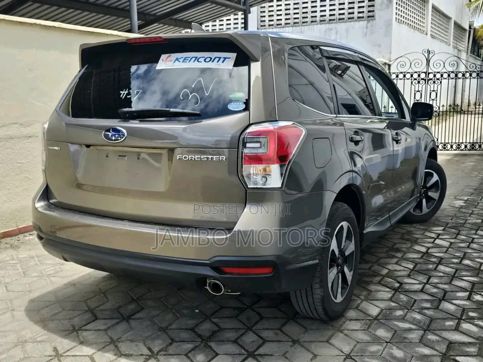 Subaru Forester 2.0XT Premium AWD 2017 Gray