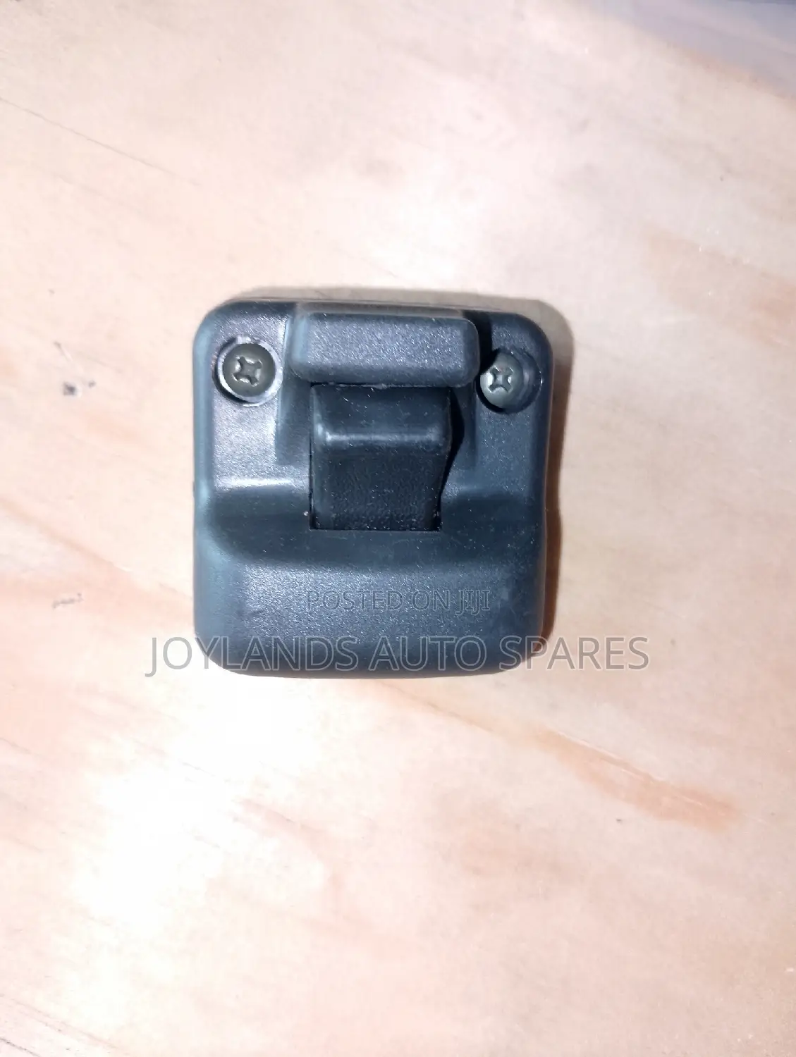 Toyota Hiace 7l/9l Window Locks