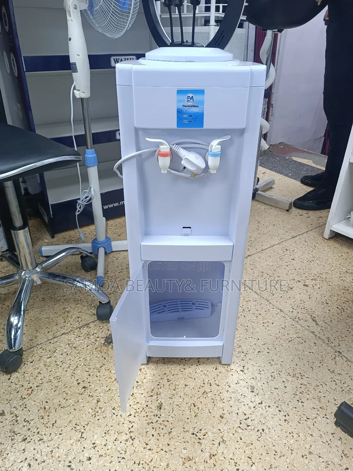 Water Dispenser