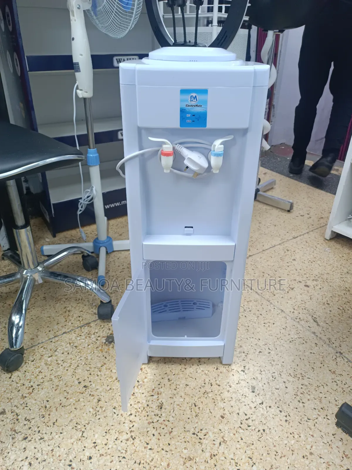 Water Dispenser