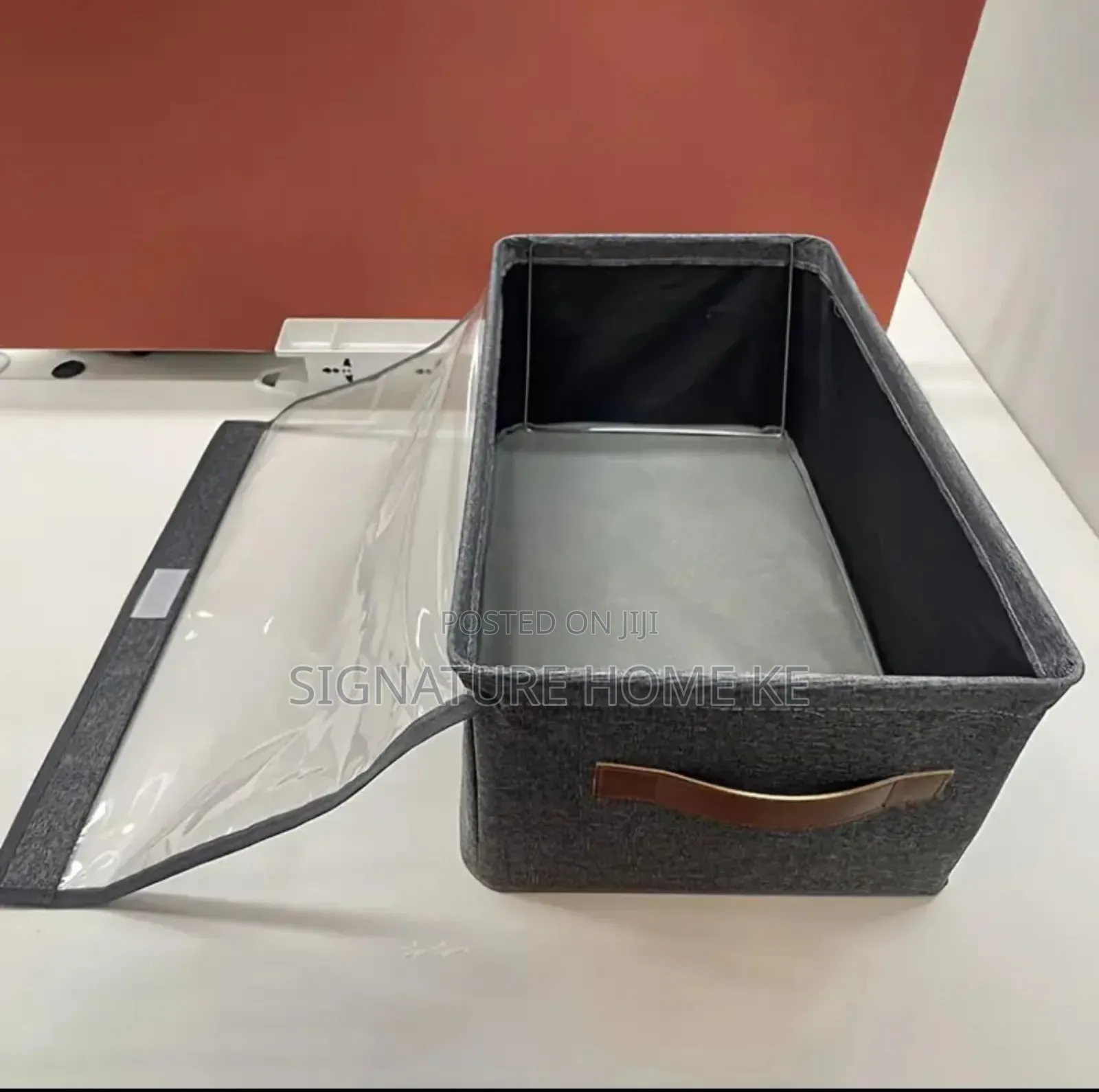 Closet Organizer With Lid/Cover
