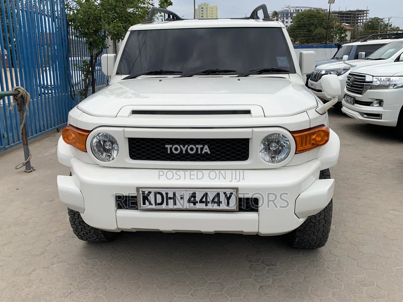 Toyota RAV4 LE 4dr SUV (2.5L 4cyl 6A) 2015 White