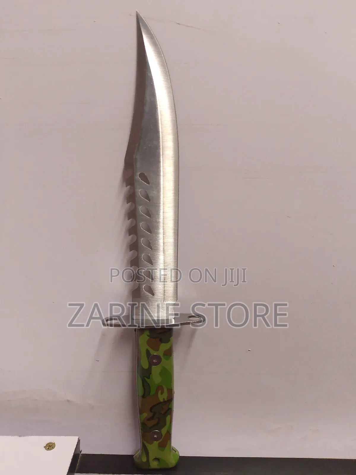 Sharp Knife, Knives With Saw