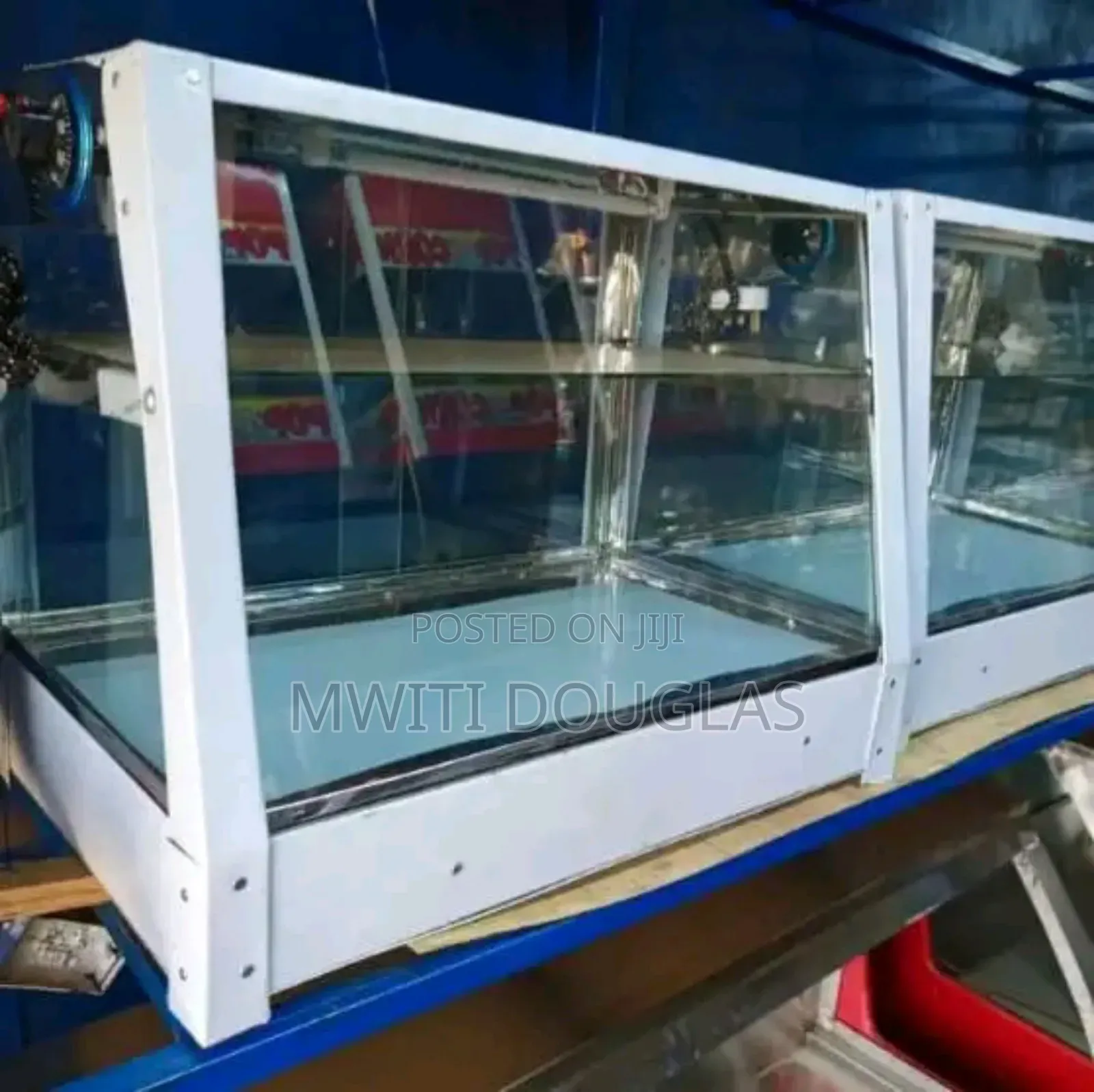 Attractive Stainless Food Warmer Display