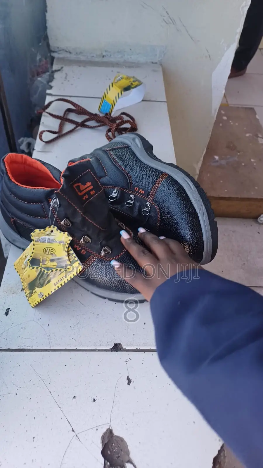 Industrial Safety Boots – Enhanced Grip Waterproof Design