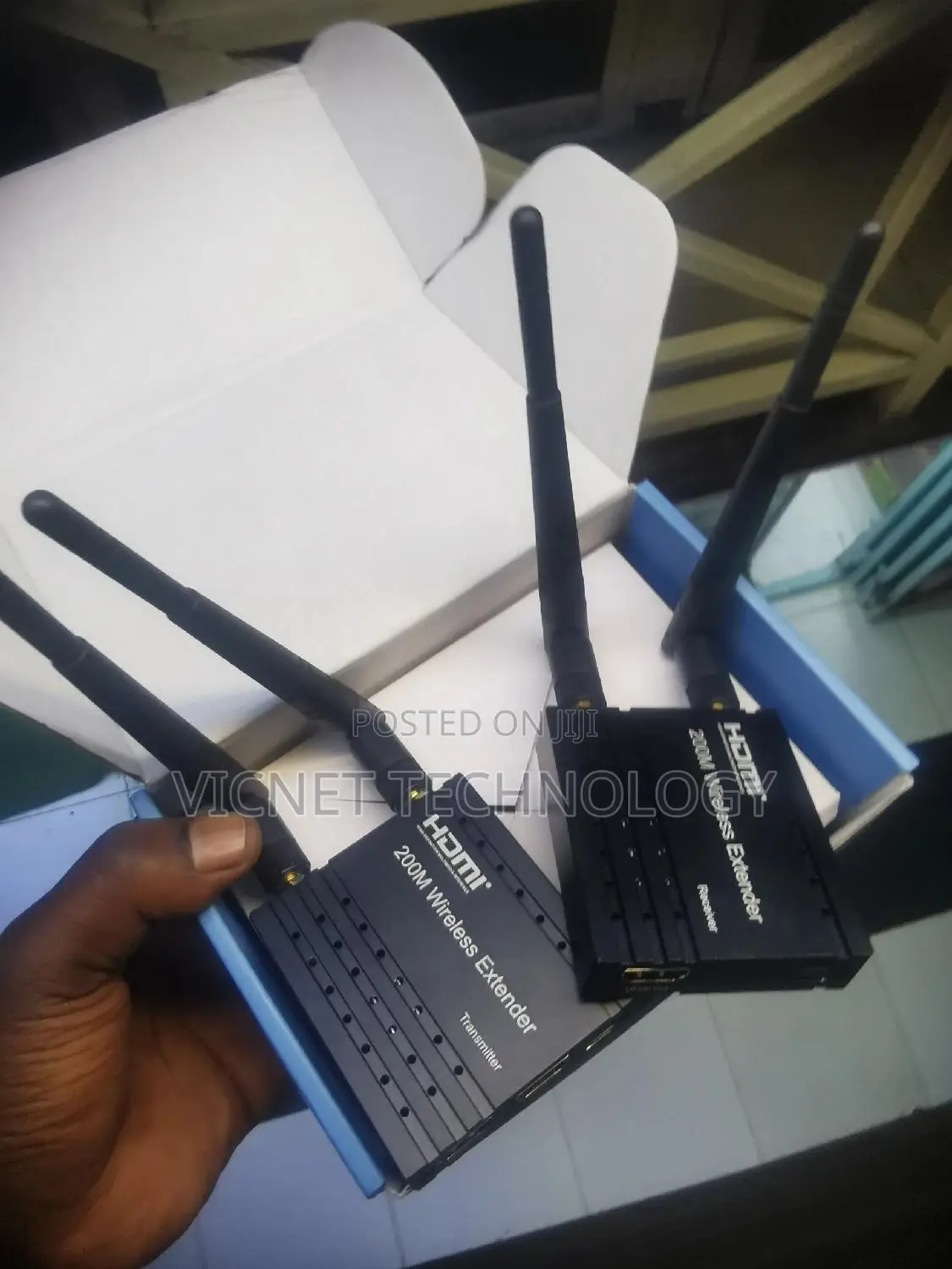 Upto 200 Metres 5.8ghz Wireless HDMI Transmitter