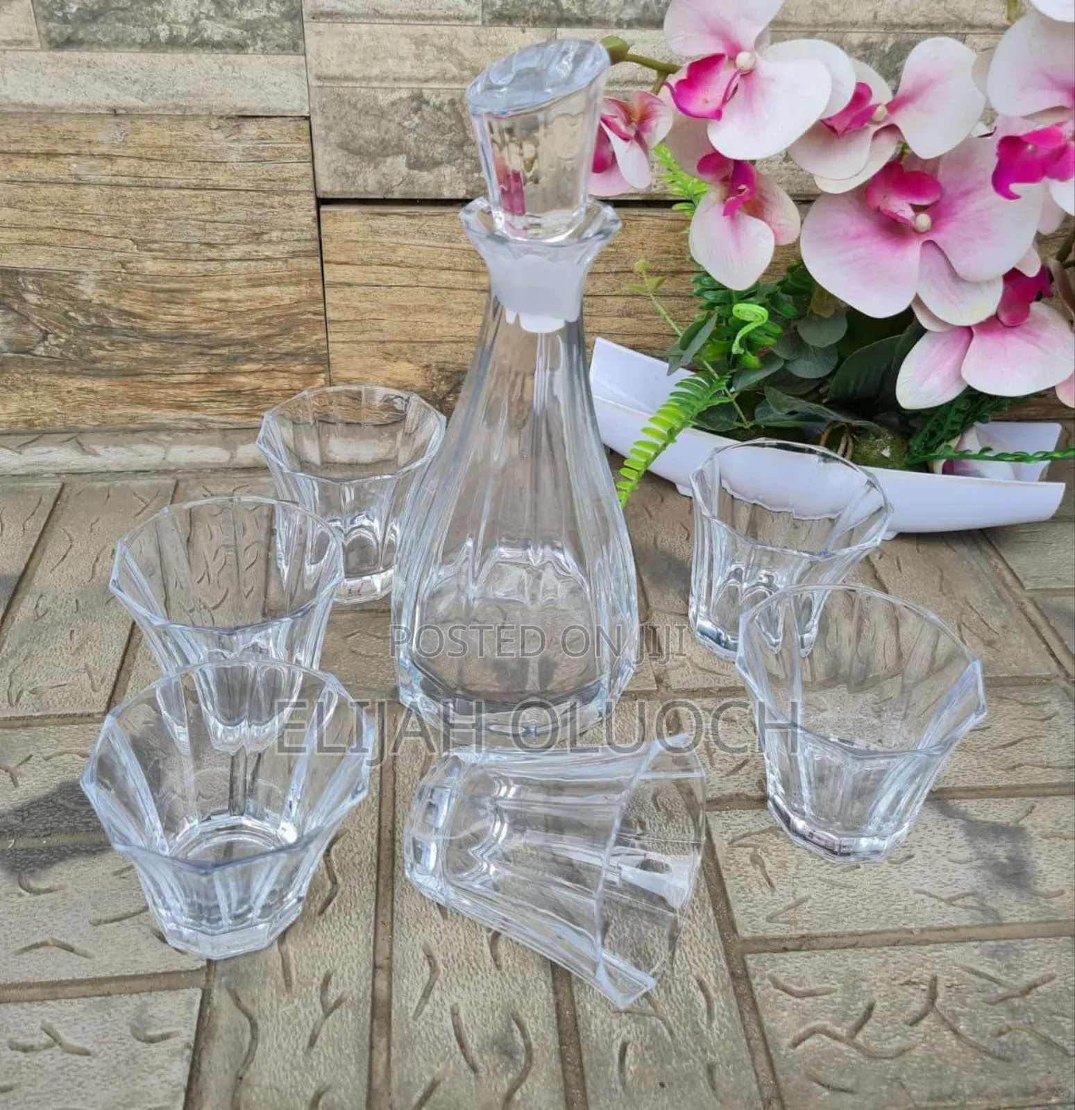 Clear Decanter Set*