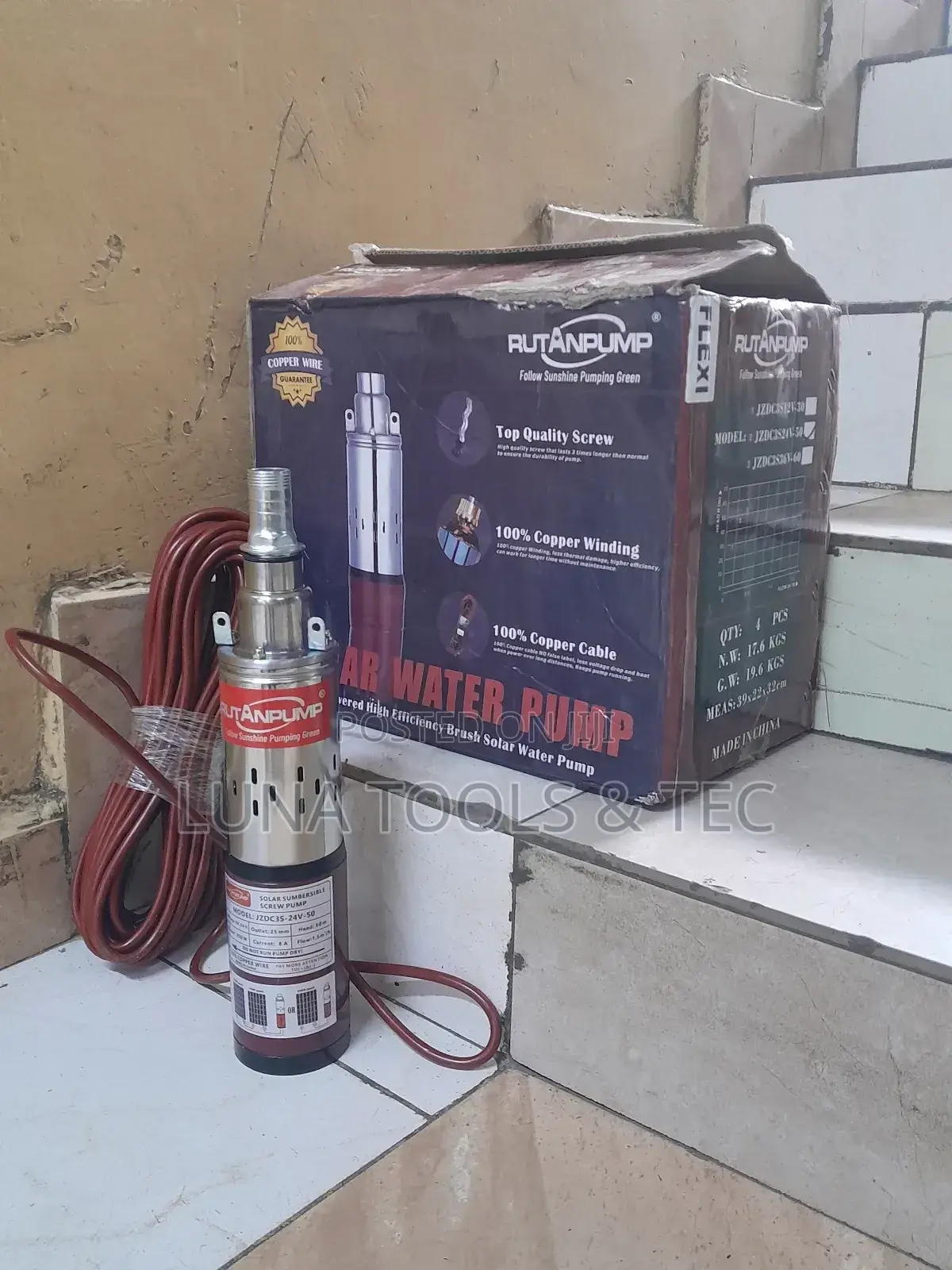 Rutan 24volts Submersible Water Pump 250 Watts.