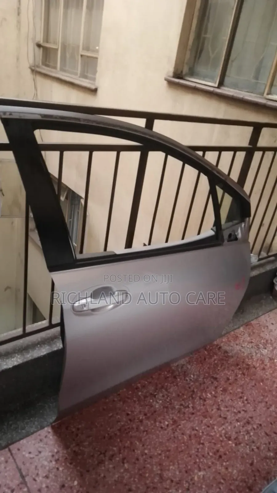 Front Door Vitz Ksp130/135