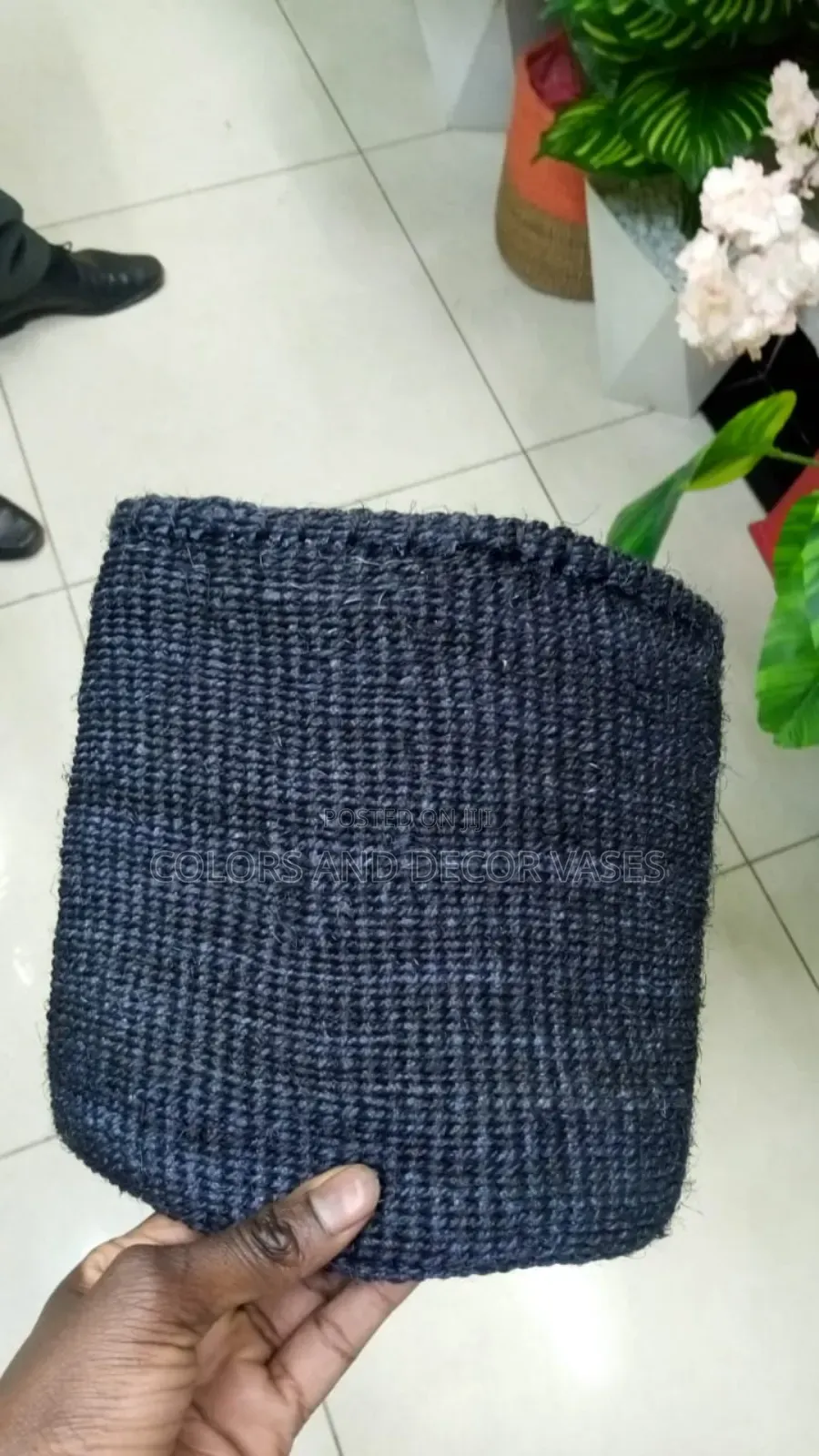 Black Baskets to Match Up Your Home Theme