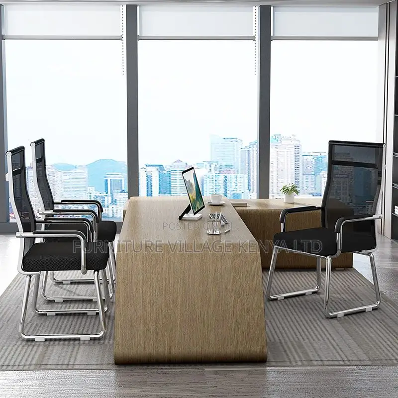 Modish Black Fabric Task Chair With Armrest