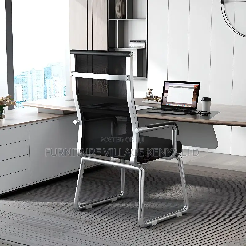 Modish Black Fabric Task Chair With Armrest