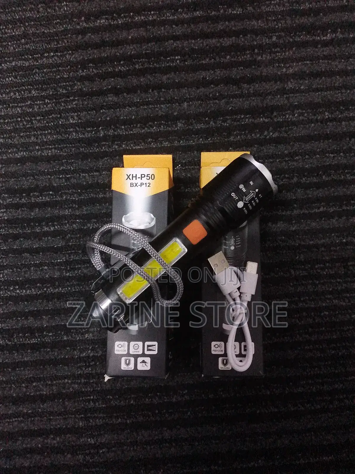 Rechargeable P50 Zooming Torch Flashlight
