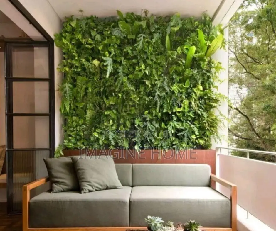 Hotel Boxwood Wall Panels