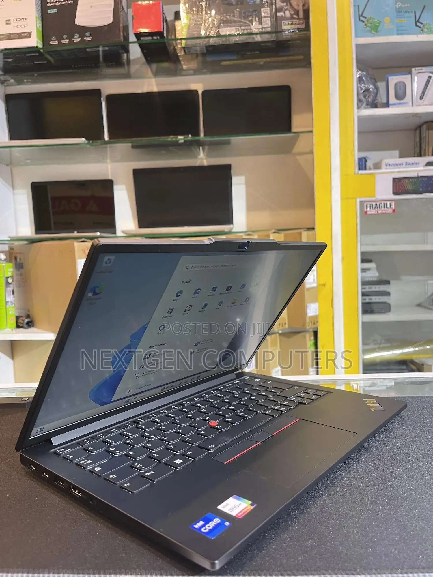 New Laptop Lenovo ThinkPad E14 G5 16GB Intel Core I7 SSD 512GB