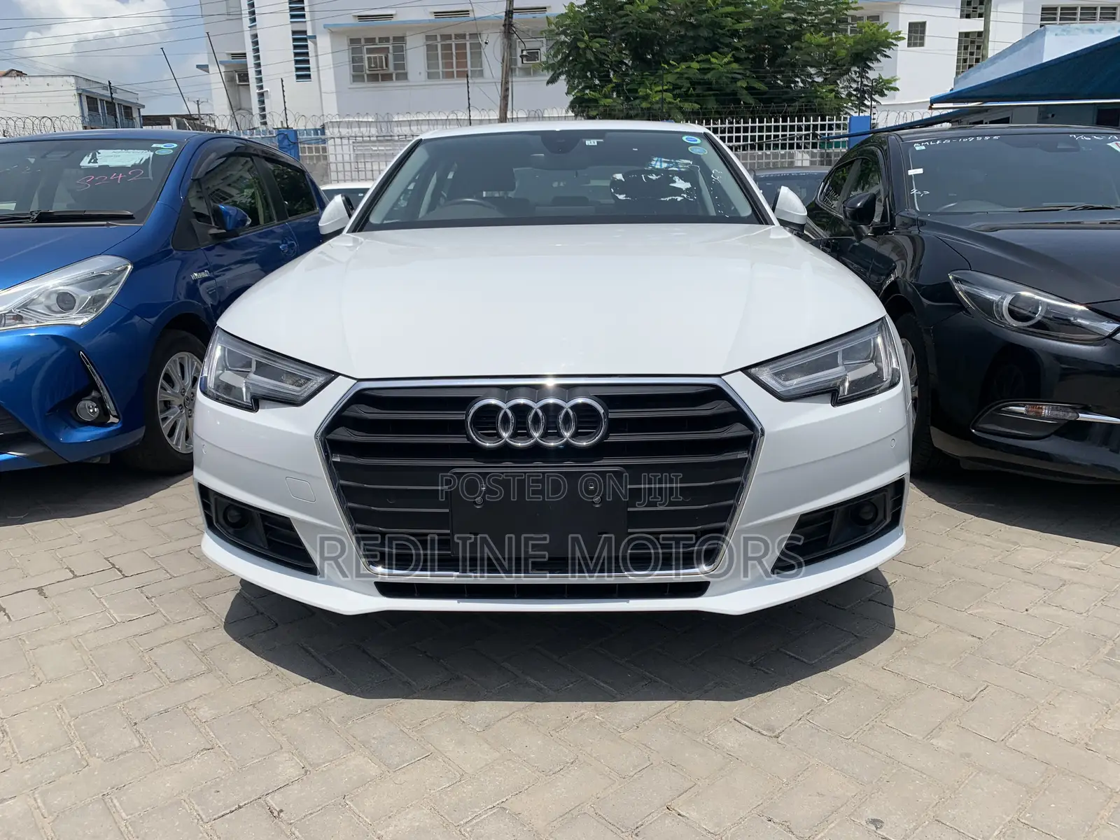Audi A4 2.0T Premium FWD 2017 White