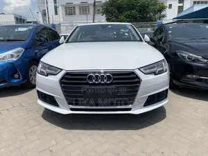 Audi A4 2.0T Premium FWD 2017 White