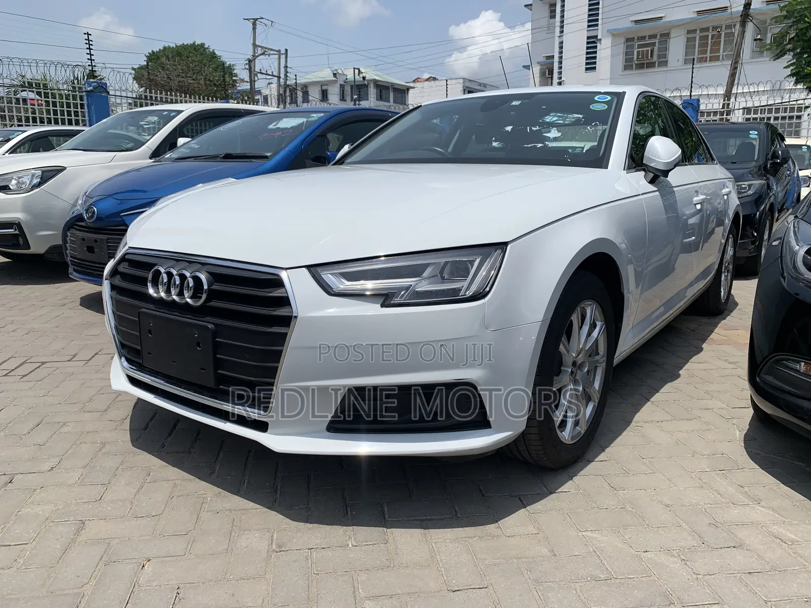 Audi A4 2.0T Premium FWD 2017 White
