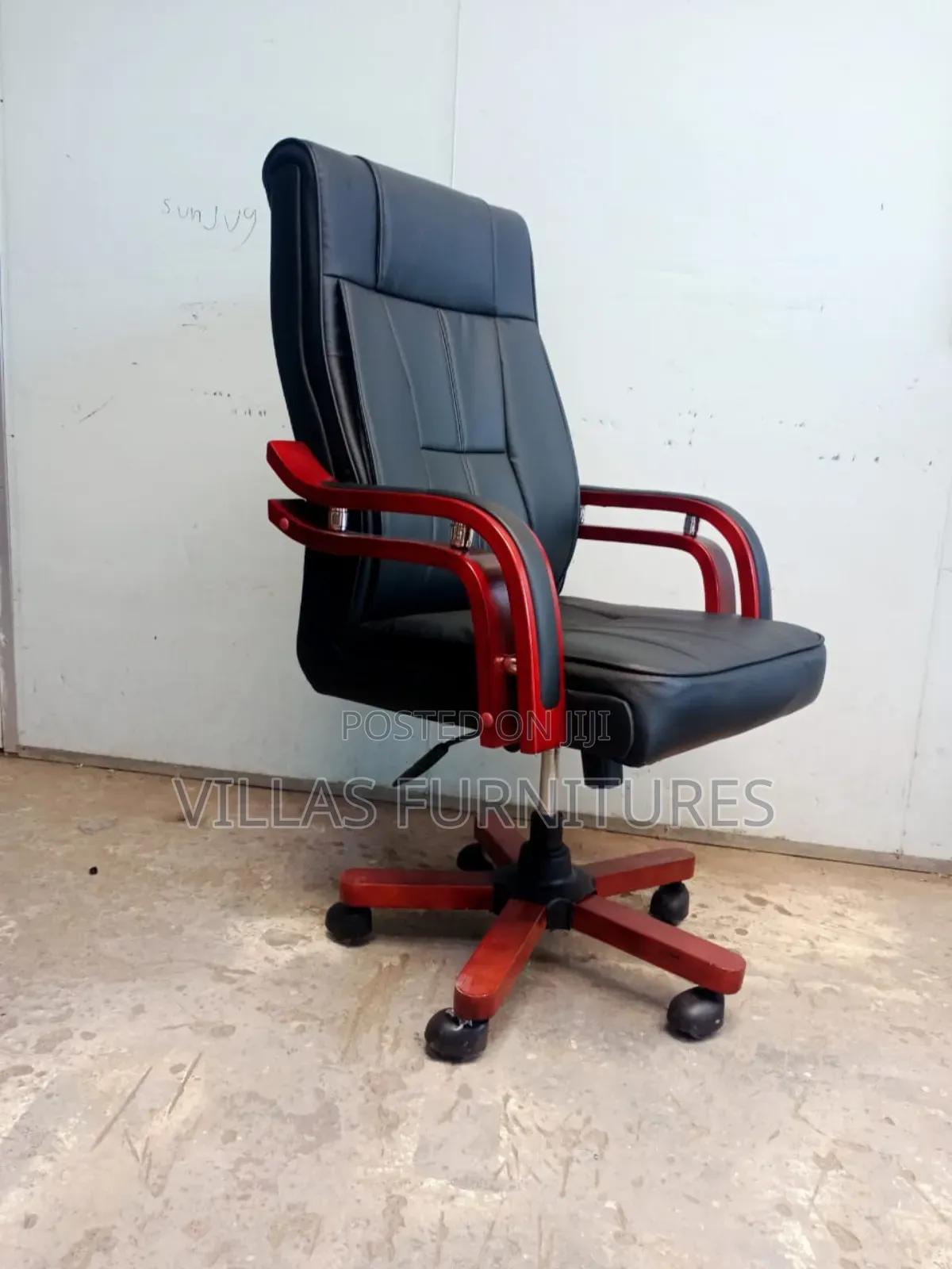 Executive Leather Chair