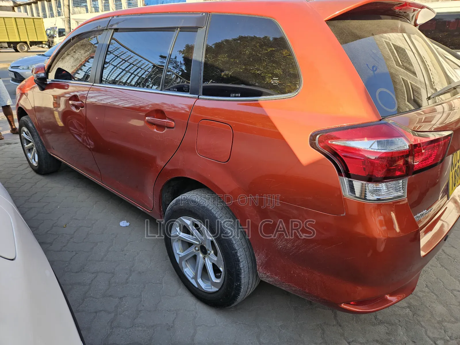 Toyota Corolla Fielder 2015 Orange