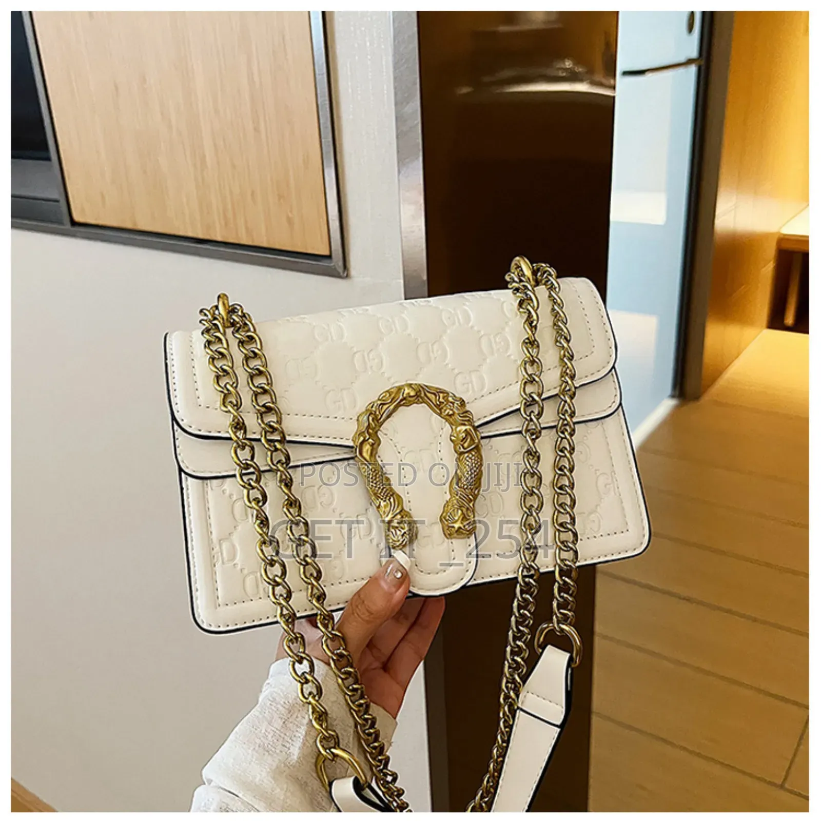 Ladies Sling Bags
Pu Leather 
Perfect Quality