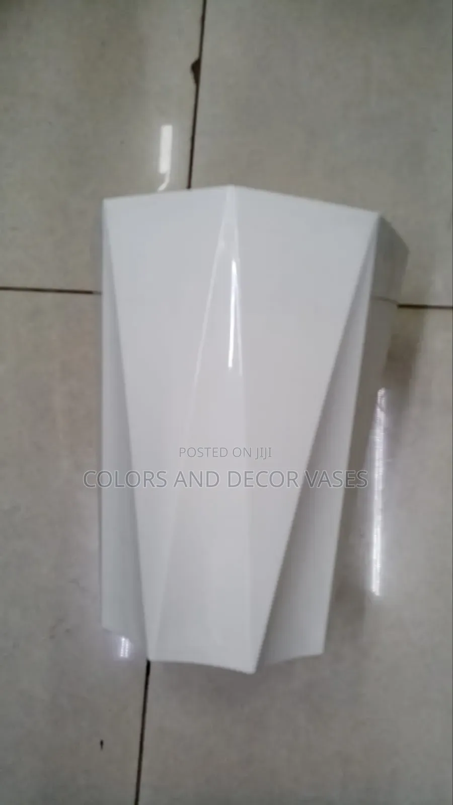 Hard Plastic Vases in Stock and Variety