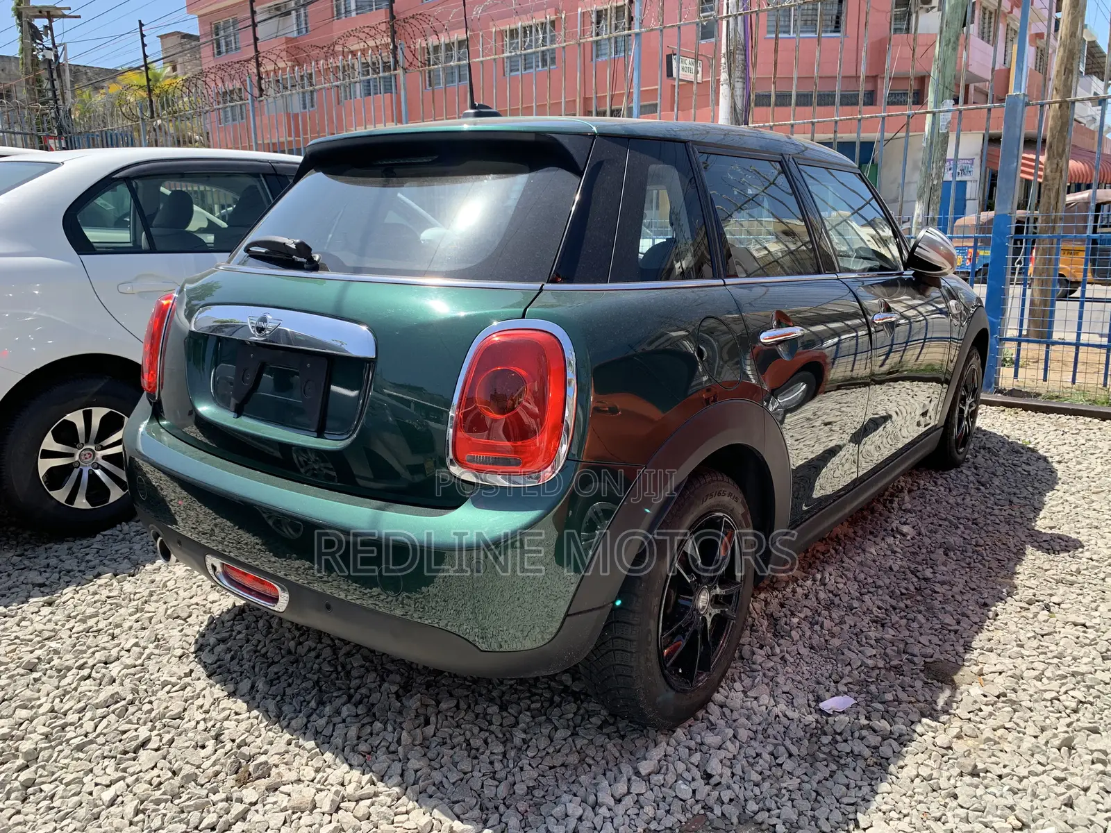 Mini Cooper 2017 Green