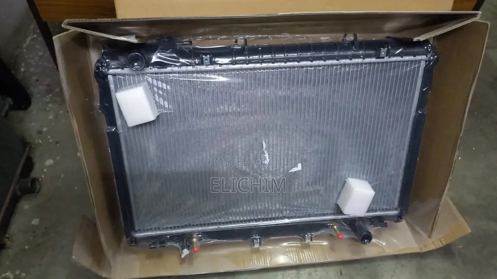 Land Cruiser FJ 80 Series Radiator