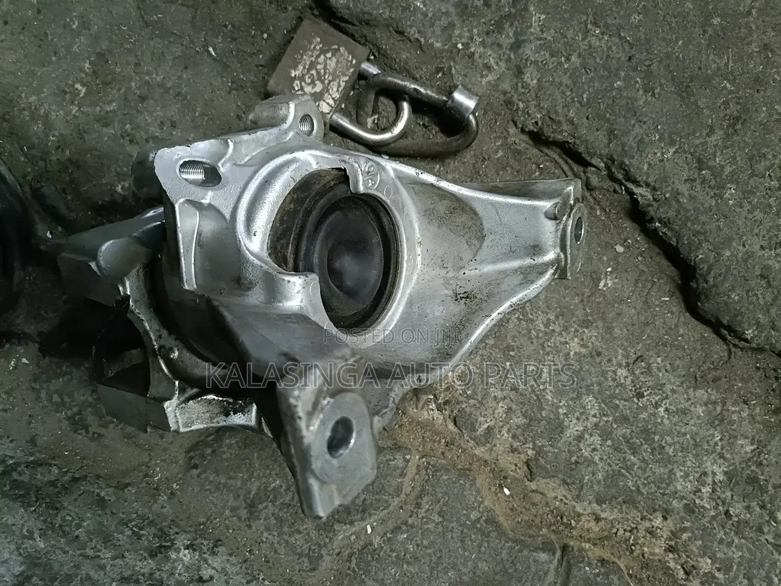 Honda Step Wagon Engine Mounting